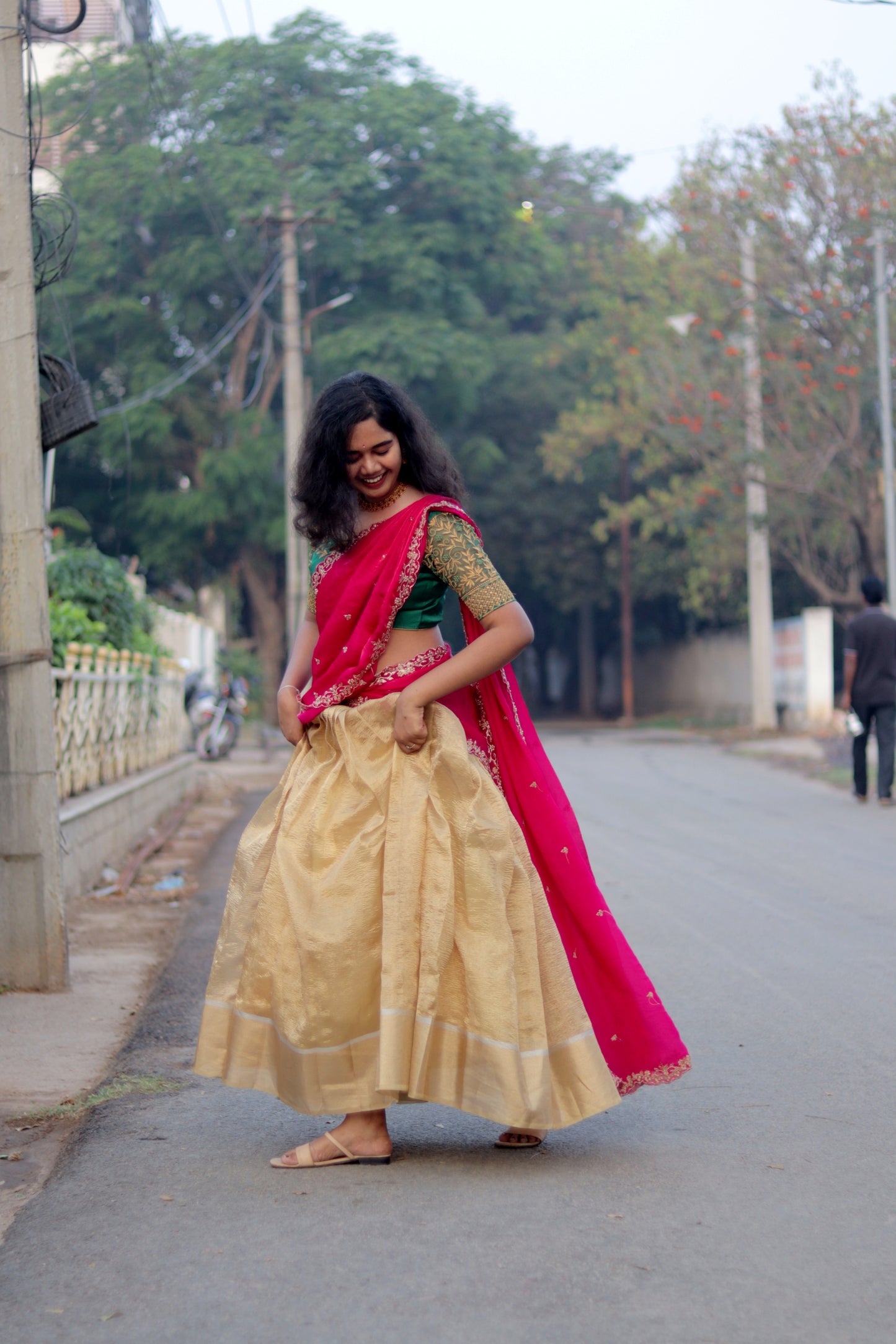 Radiant Gold and Pink Half Saree A Perfect Balance of Tradition and Modern Grace ✨