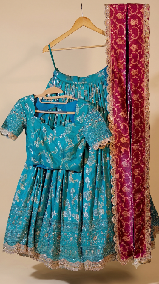 DP317 - Ready to Wear Half Half Sarees